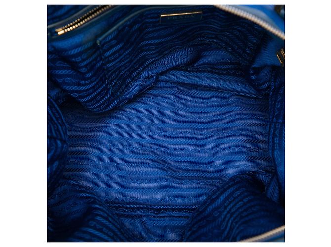 Borsa Tote Convertible Prada Blue Saffiano Trimmed Tessuto Zip Top - vista 4