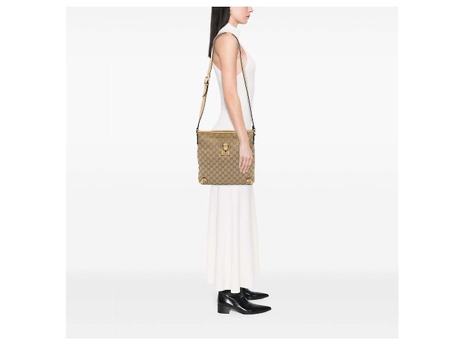 Gucci Beige GG Canvas Abbey D Ring Crossbody - vista 6