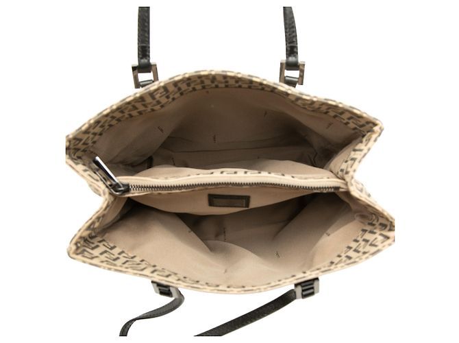 Fendi Zucchino Canvas Tote in Beige - Ansicht 4