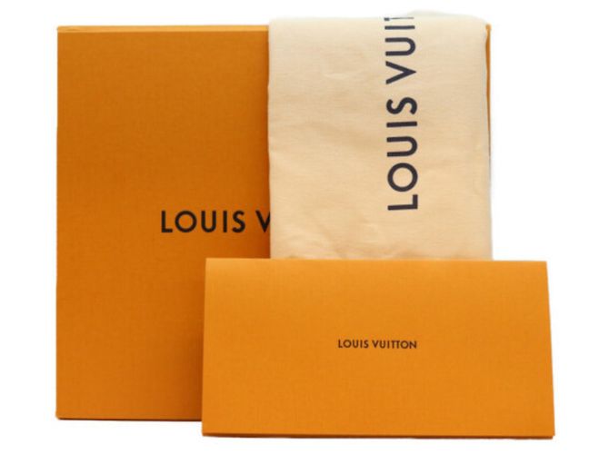 Borsa a spalla Louis Vuitton Monogram Empreinte OnTheGo PM Blu - vista 12