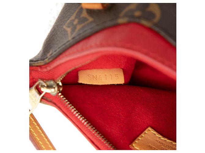 Bolso Louis Vuitton Monogram Nano Pallas Mini Castaño Roja Fucsia - vista 6