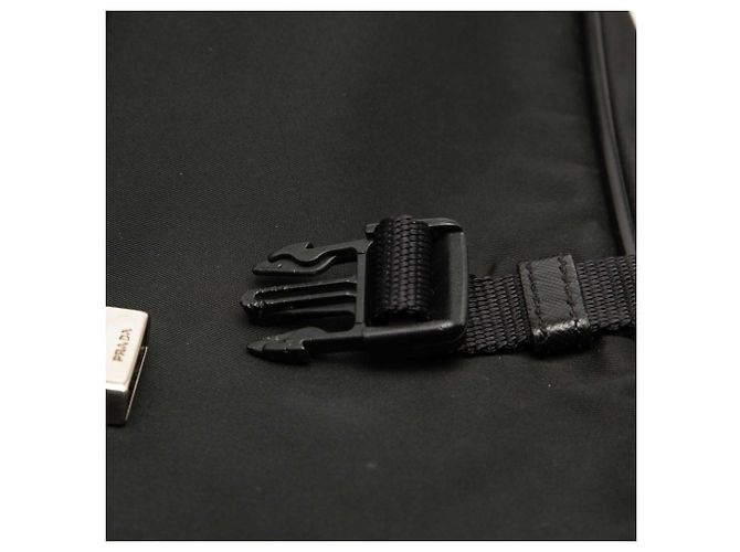 Prada Crossbody Shoulder Bag mit Triangle Logo-Plakette Schwarz - Ansicht 4