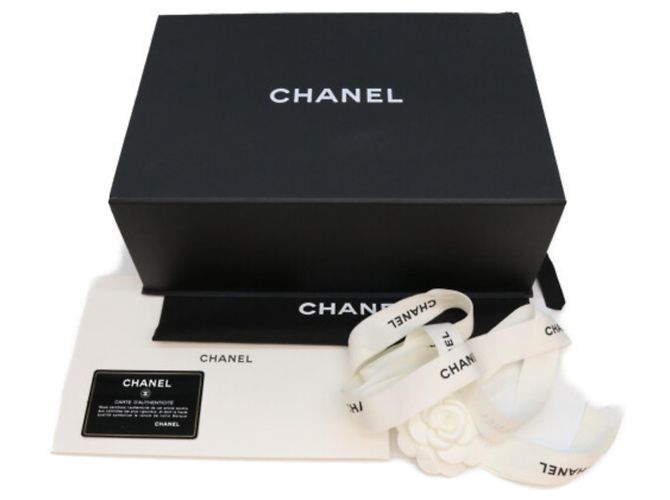 Chanel A67085 Caviar Boy Small Shoulder Bag Nero - vista 15