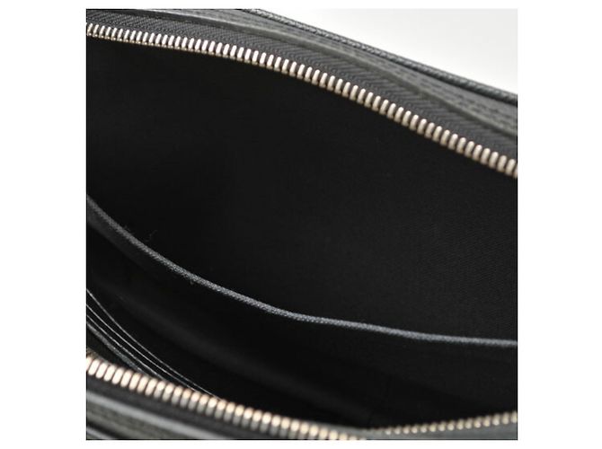 Clutch in pelle Taiga Louis Vuitton Nero Grigio - vista 11