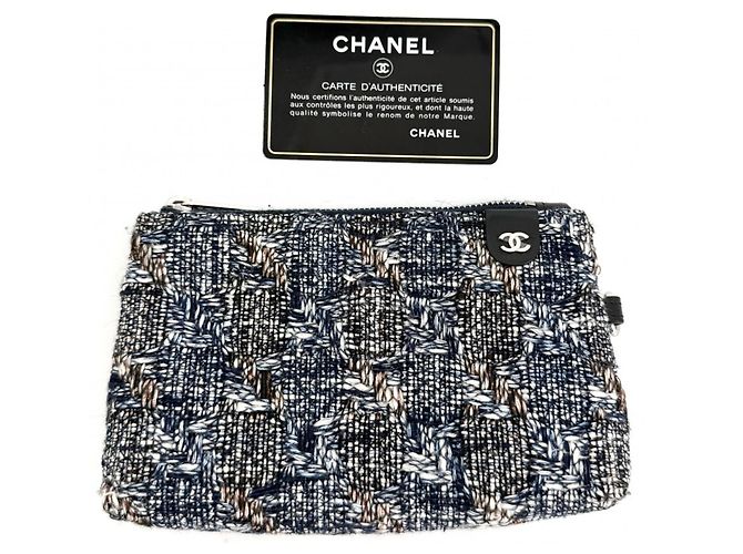 Borsa a tracolla in pelle nera Chanel Nero - vista 9