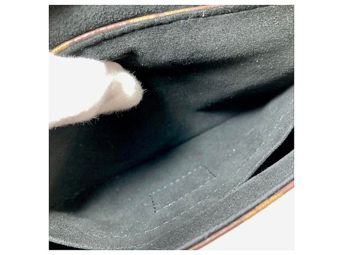 Bolsa Louis Vuitton Rocky BB Preto - vista 6