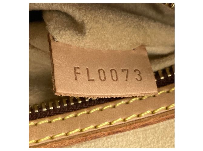 Borsa a Spalla Louis Vuitton Looping MM Marrone - vista 11