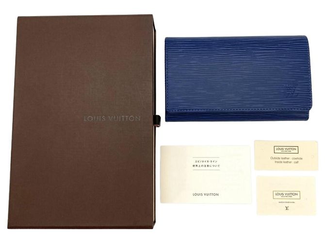 Louis Vuitton Blue Epi Leather Bi-Fold Wallet - view 12