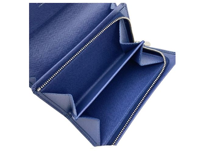 Louis Vuitton Blue Epi Leather Bi-Fold Wallet - view 6