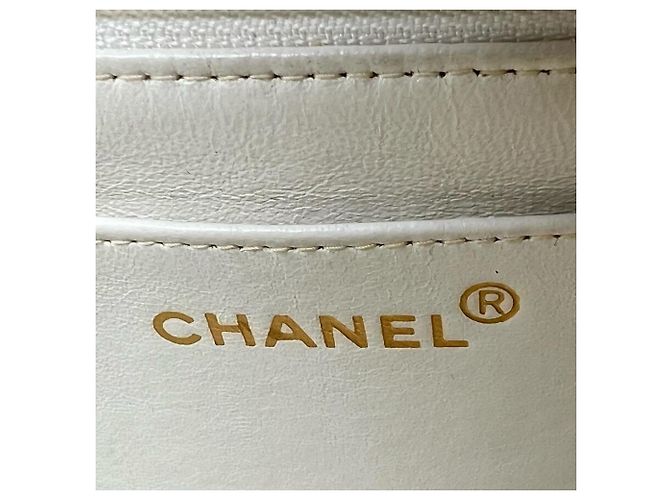 Borsa a tracolla con catena Chanel Diana 25 Bianco - vista 4