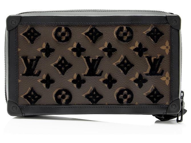 Clutch Soft Trunk in Monogram Canvas Louis Vuitton Tuffetage Nero - vista 3