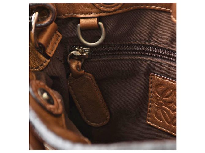 Borsa Loewe Fiesta in pelle bronzo - vista 14