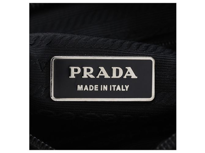 Prada Nylon Schultertasche Schwarz - Ansicht 15
