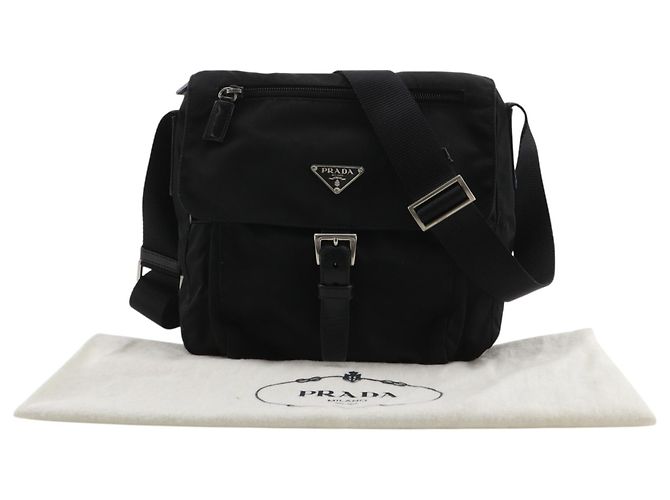Prada Nylon Schultertasche Schwarz - Ansicht 17