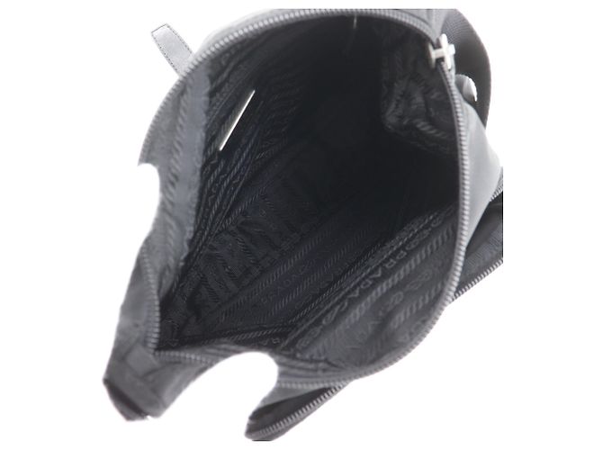 Prada Nylon Schultertasche Schwarz - Ansicht 5