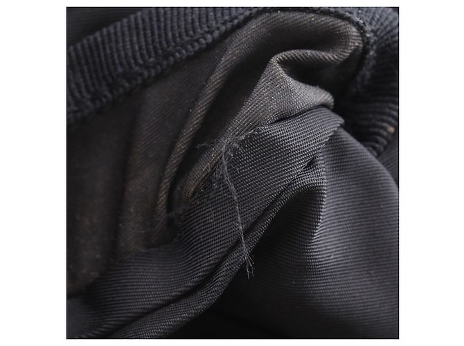 Prada Nylon Schultertasche Schwarz - Ansicht 8