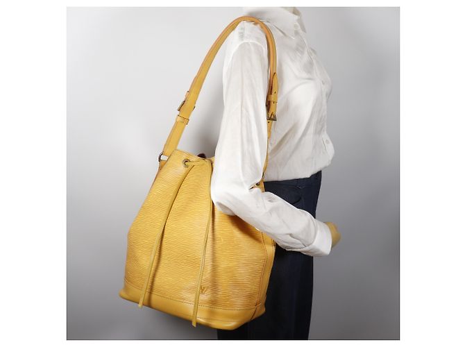 Louis Vuitton Noe Schultertasche Gelb - Ansicht 19