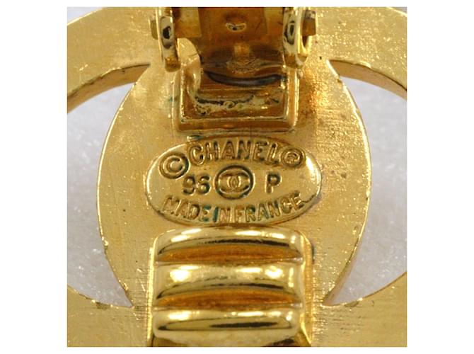Orecchini Chanel Coco Mark Turnlock Motif - vista 6
