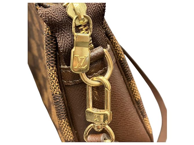 Beauty Case Louis Vuitton Trouse Marrone - vista 8