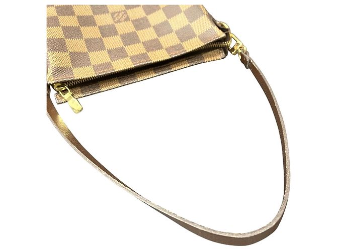 Beauty Case Louis Vuitton Trouse Marrone - vista 9