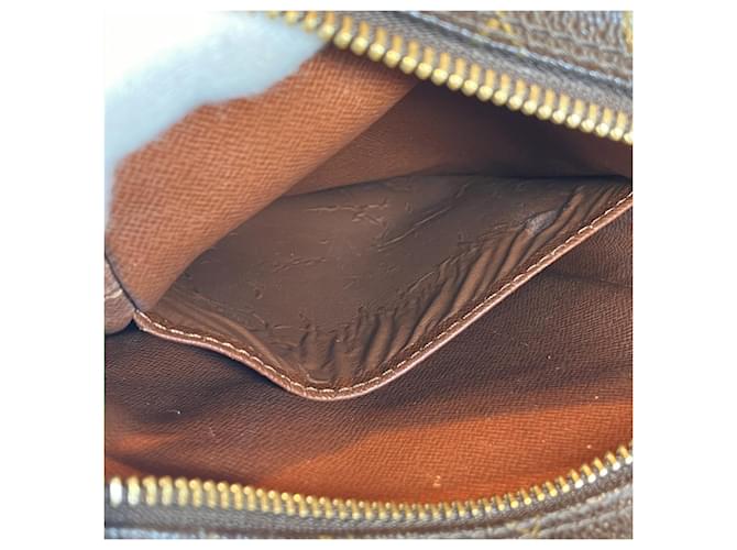 Borsa a Spalla Louis Vuitton Amazon Marrone - vista 9
