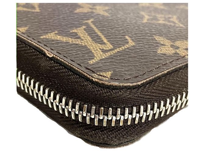 Portafoglio Zippy Louis Vuitton in Monogram marrone - vista 9
