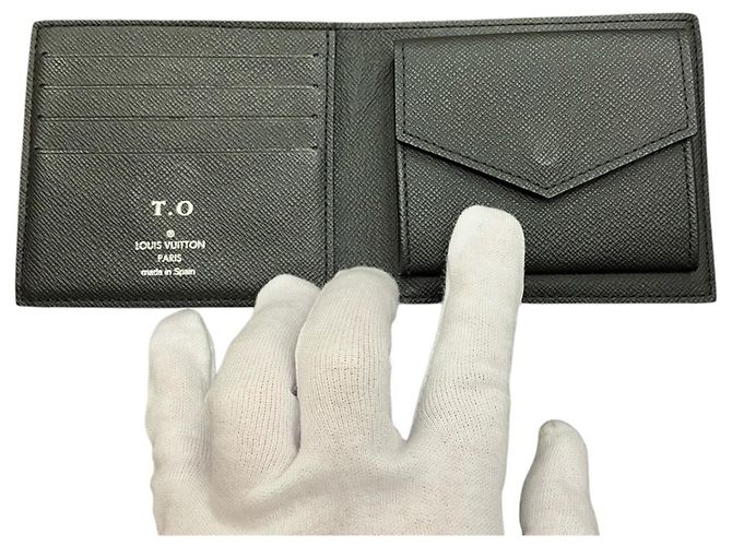 Cartera bi-fold Louis Vuitton Portefeuille Marco NM Negro - vista 3