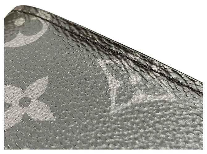 Cartera bi-fold Louis Vuitton Portefeuille Marco NM Negro - vista 5