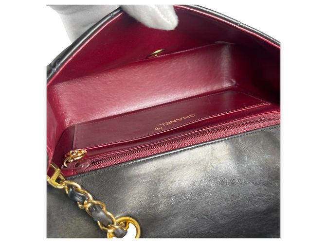 Borsa a tracolla con catena Chanel Diana 22 Nero - vista 5