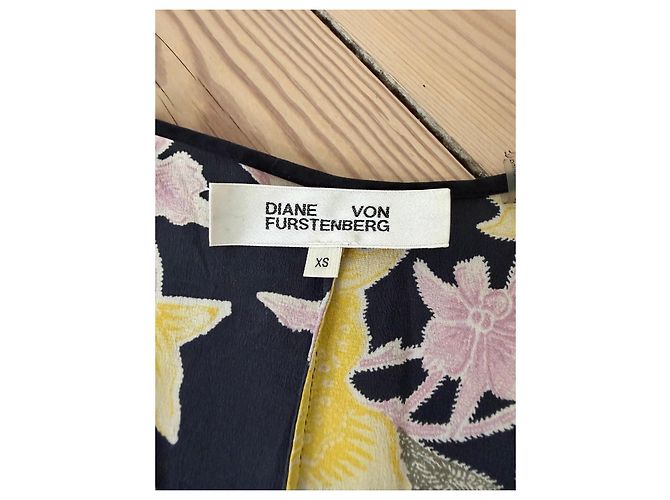 Diane Von Furstenberg Mono de Seda Estampado Floral Negro Rosa Amarillo - vista 11