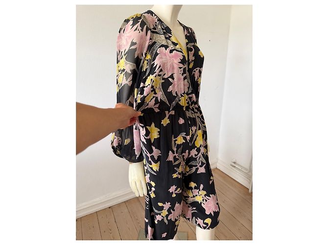 Diane Von Furstenberg Mono de Seda Estampado Floral Negro Rosa Amarillo - vista 6