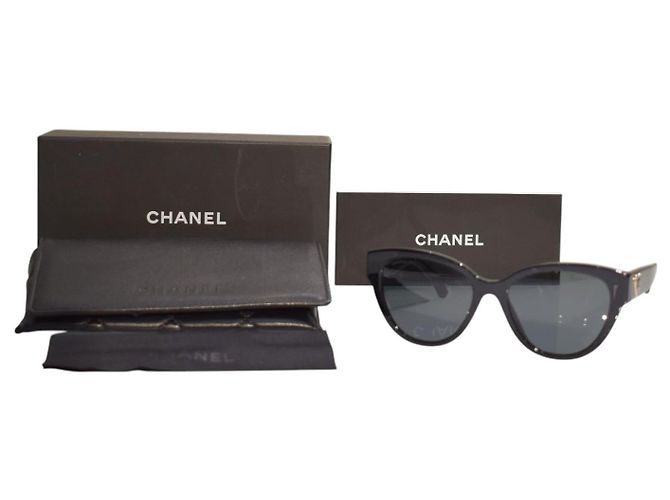 Timeless Chanel Occhiali da sole Butterfly Cat-Eye Logo CC Cuore 5477 - Nero - vista 2