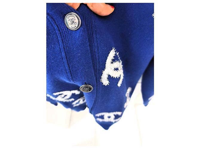 Chanel Kaschmir-Cardigan Marineblau CC-Logo - Ansicht 5