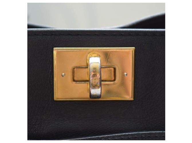 Louis Vuitton On My Side MM Sac Cabas Monogram Tufted Veau Cachemire Noir - vue 9