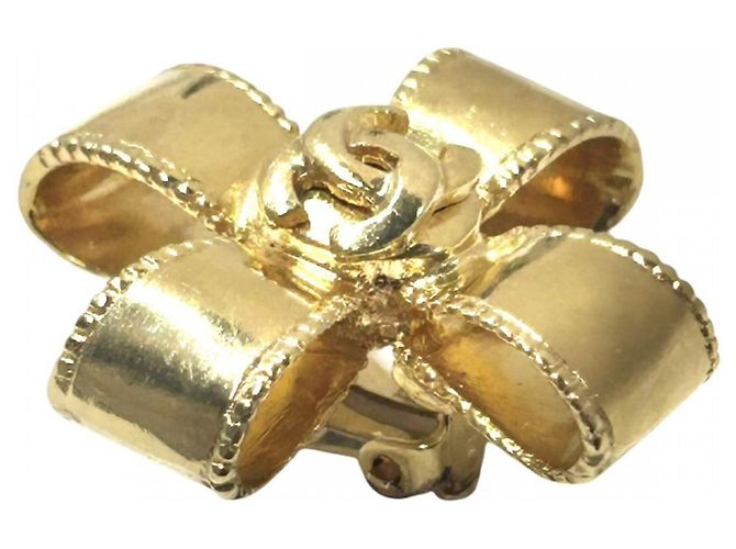 Orecchini a clip Chanel Gold con logo Coco D'oro - vista 3