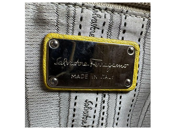Gancini Borsa a mano/Borsa a tracolla in pelle gialla Salvatore Ferragamo Giallo - vista 13