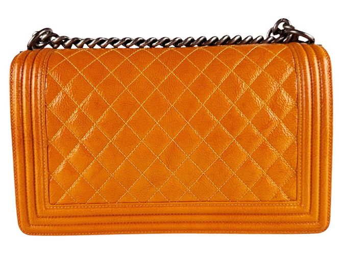 Borsa a tracolla Chanel Boy in pelle arancione - vista 3