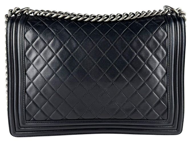 Borsa a tracolla Chanel Boy in agnello Large Nero - vista 3