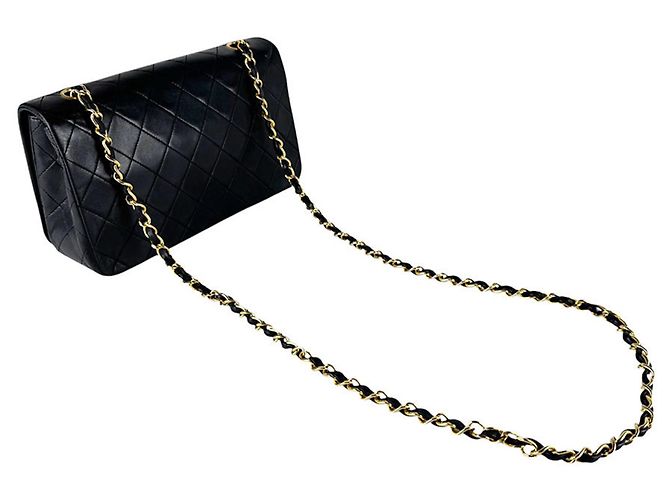 Borsa a tracolla Chanel in agnello nero - vista 10