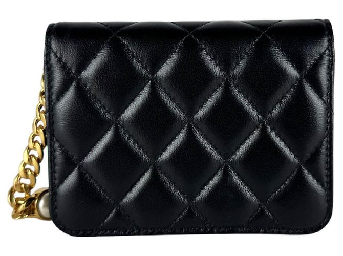 Chanel Pochette aus schwarzem Leder - Ansicht 3