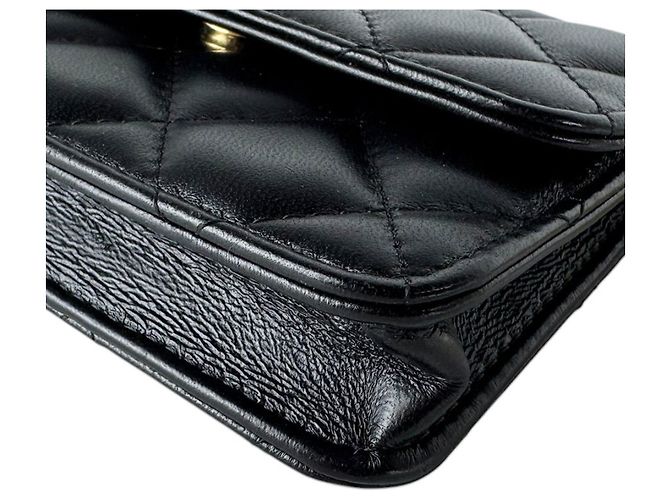 Chanel Pochette aus schwarzem Leder - Ansicht 8
