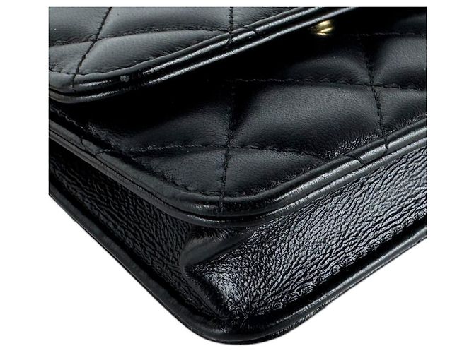 Chanel Pochette aus schwarzem Leder - Ansicht 9
