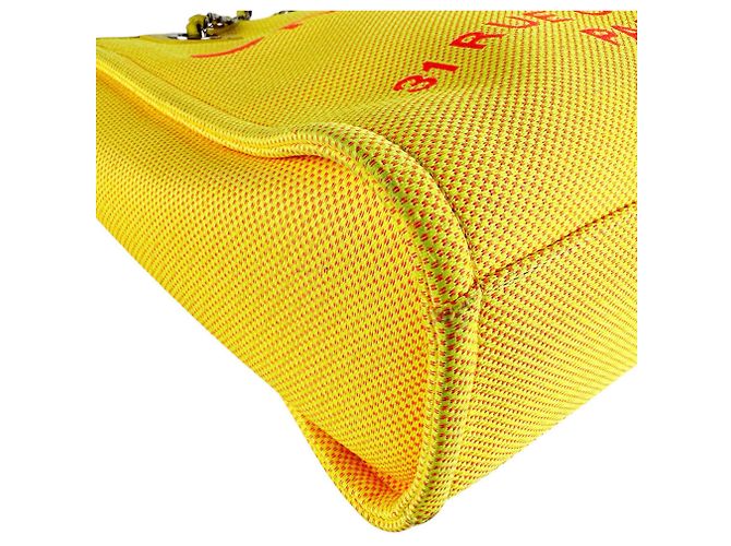 Borsa CHANEL Deauville PM in tela Rosa Giallo - vista 9