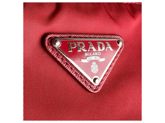 Borsa a tracolla in nylon Prada rossa Rosso - vista 11