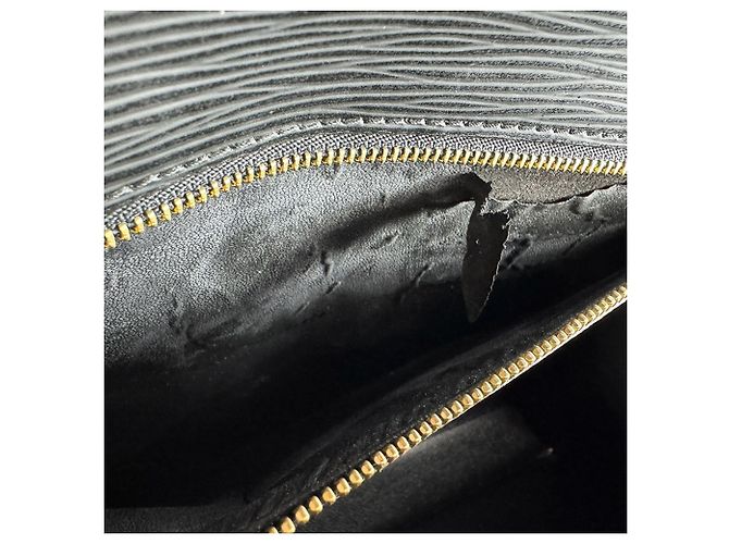 Borsa Louis Vuitton Epi Monceau Nero - vista 12