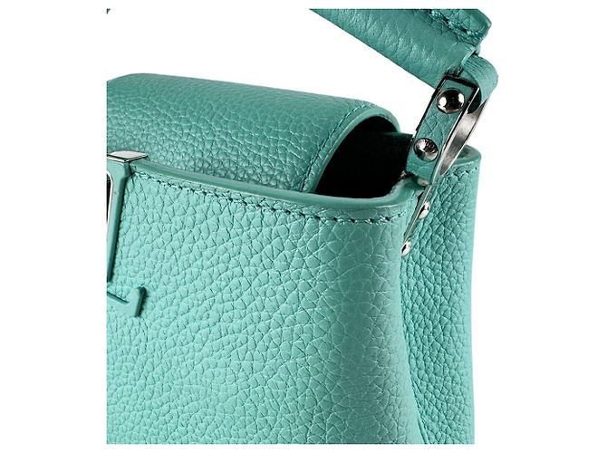 Borsa a tracolla MINI Capucines in pelle Louis Vuitton Verde - vista 6