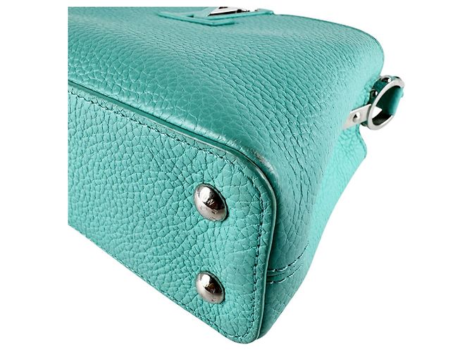 Borsa a tracolla MINI Capucines in pelle Louis Vuitton Verde - vista 8
