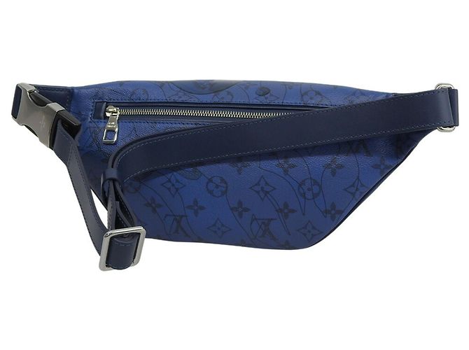Louis Vuitton Monogram Aqua Garden Discovery Bumbag PM M22576 Blu - vista 2