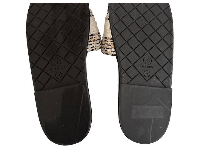 Sandali Chanel CC in Tweed Nero e Bianco D'oro - vista 14