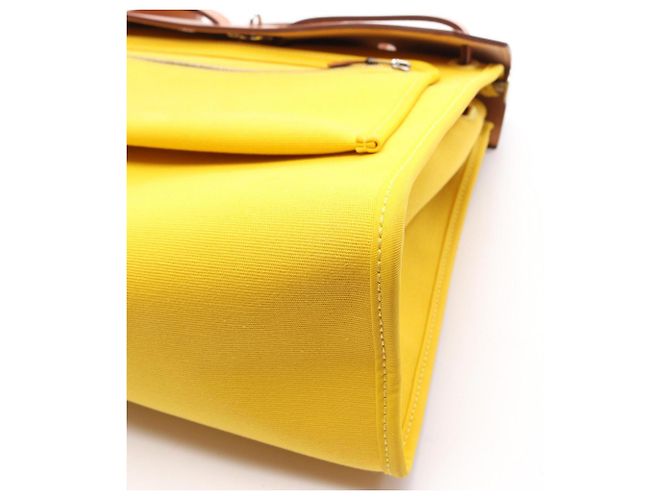 Hermès Bolso 2-Way Hermes Herbag Zip PM Castaño Amarillo - vista 6